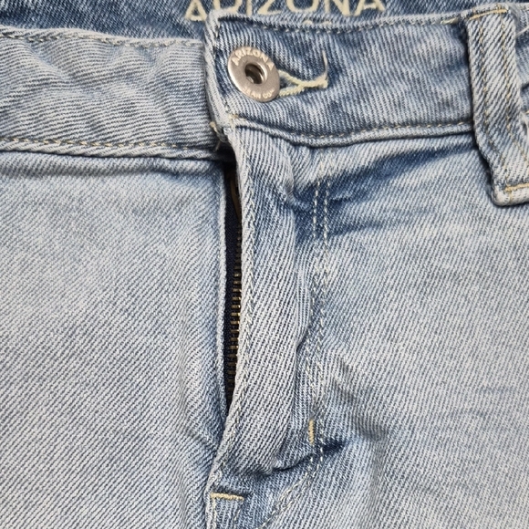 Arizona Jean Company Women's Distressed Light Blue Shorts - Picture 3 of 10